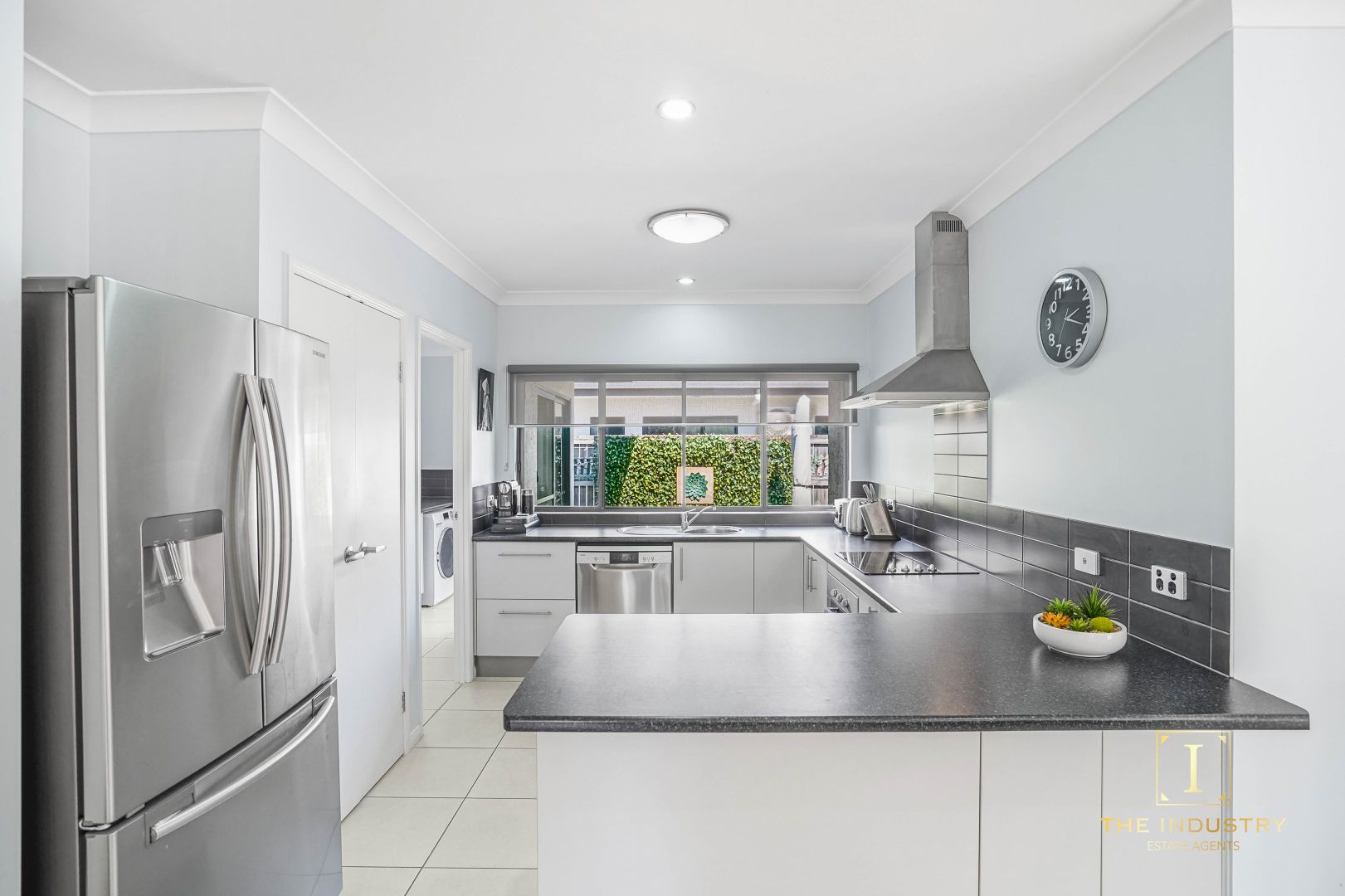 18 Quartzborough Promenade, Trinity Park QLD 4879, Image 2