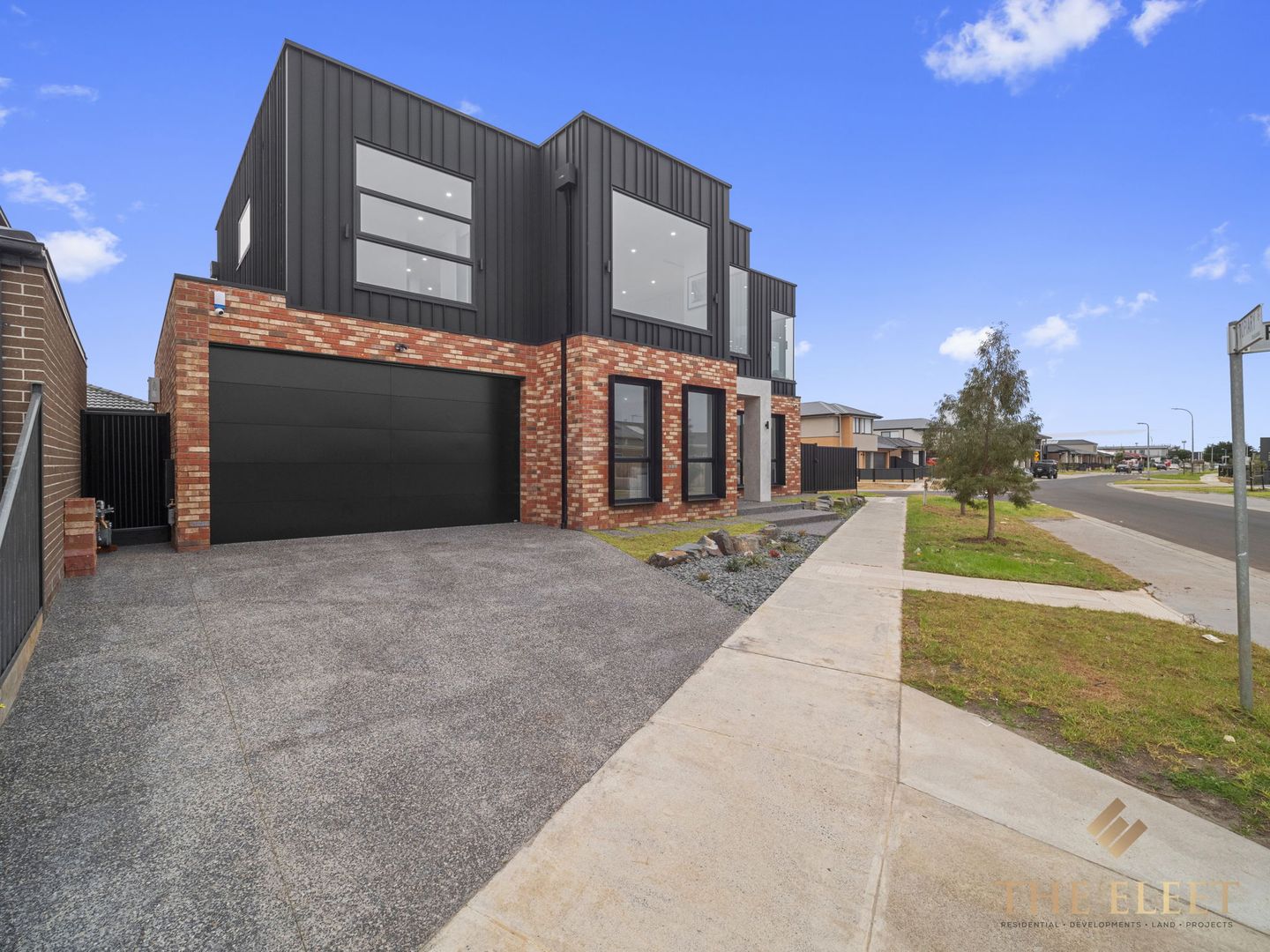 30 Dorset Grove, Truganina VIC 3029, Image 2