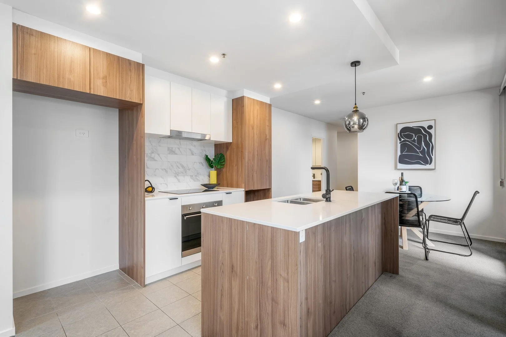 603/15 Bowes Street, Phillip ACT 2606