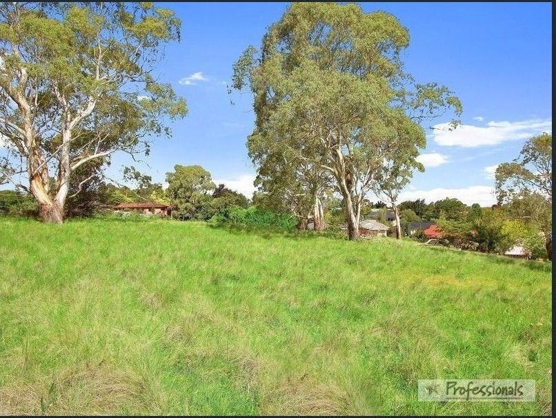 Acreage / Semi-Rural in $150.00/32A Crest Road, ARMIDALE NSW, 2350