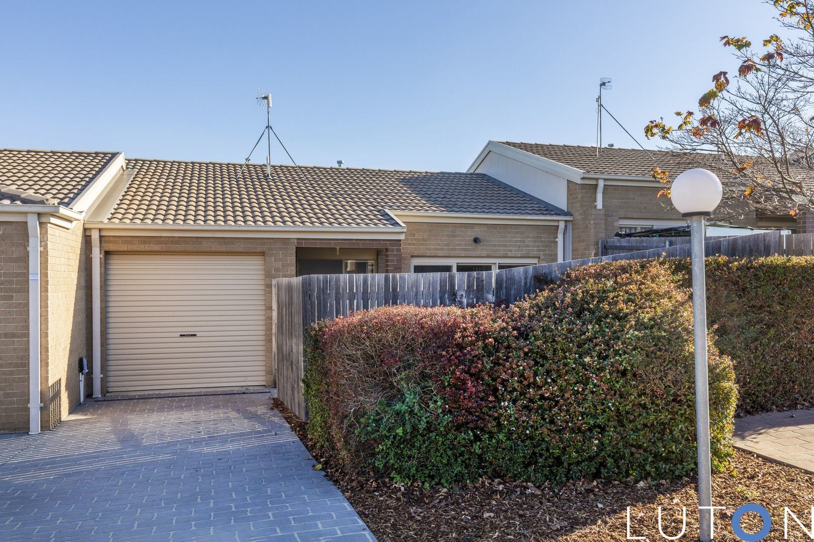 10/2 Neil Currie Street, Casey ACT 2913, Image 0