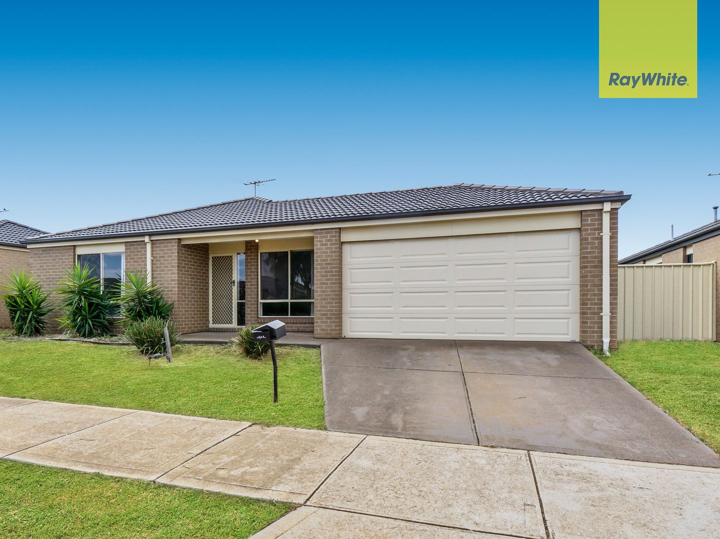 25 Spearfelt Street, Kurunjang VIC 3337, Image 1