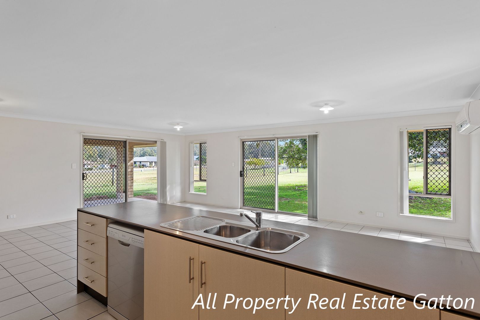 11 Mountain View Drive, Adare QLD 4343, Image 1