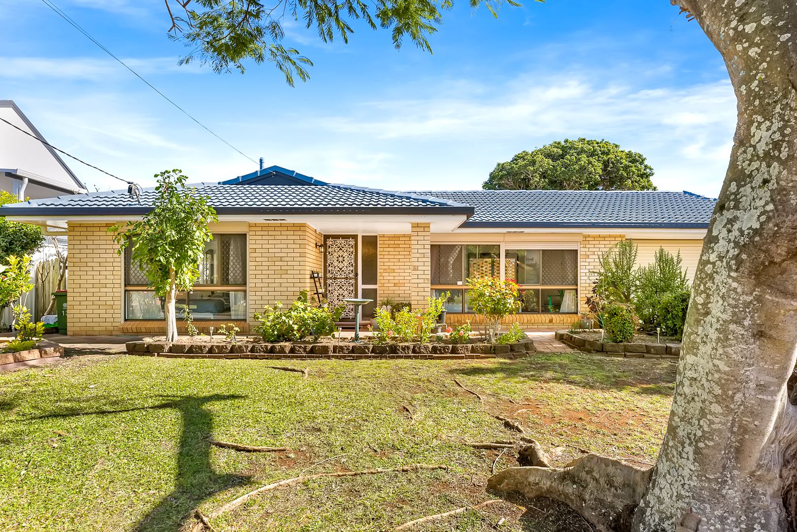 13 Macadamia Street, Victoria Point Property History & Address