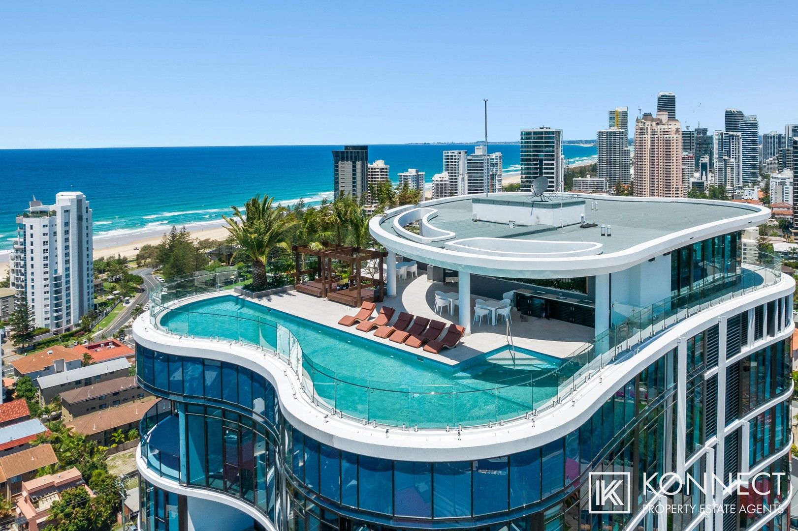 2 bedrooms Apartment / Unit / Flat in L17/28 Second Ave BROADBEACH QLD, 4218