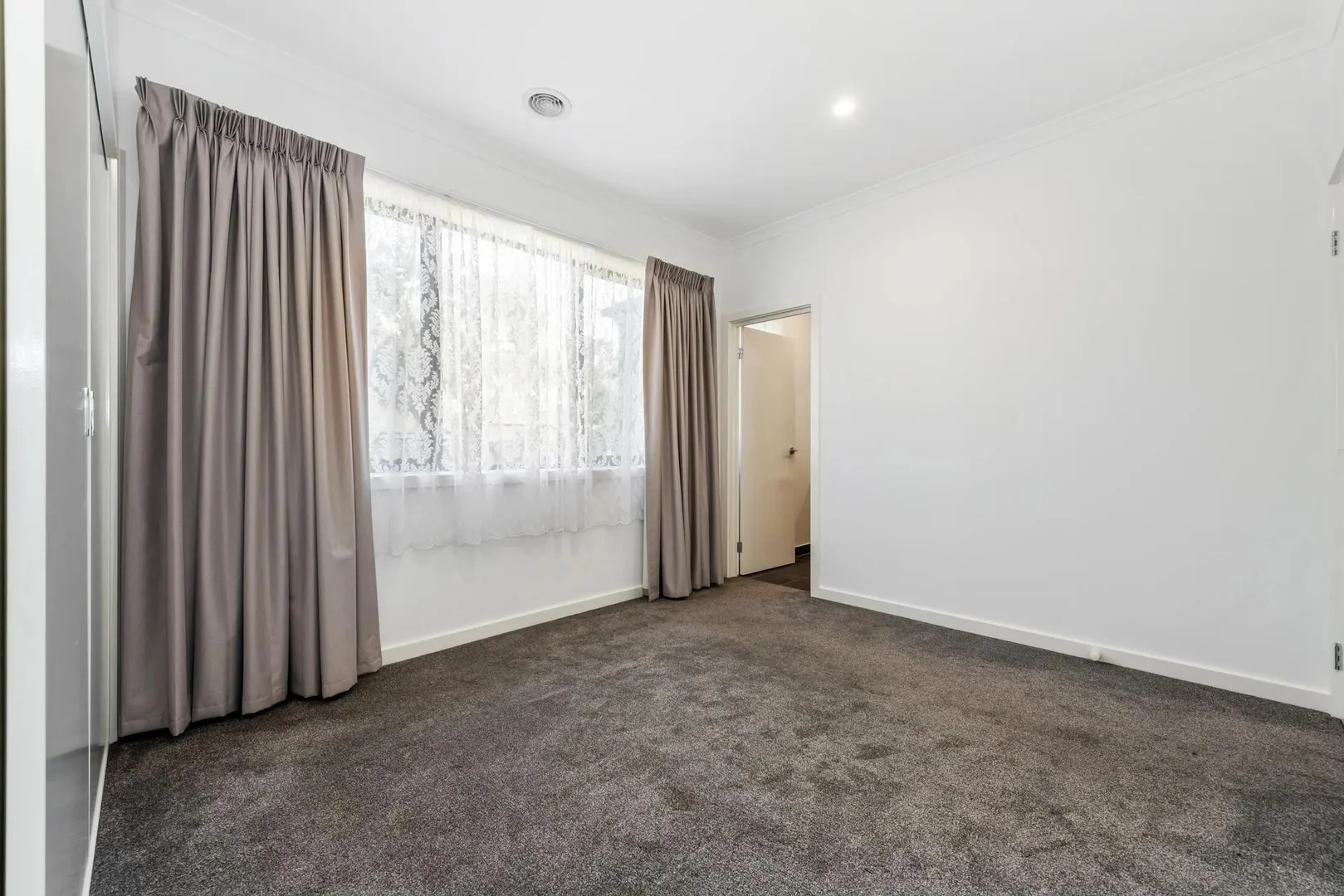 Additional image 4 of 1/20 Laird Street, Croydon VIC 3136