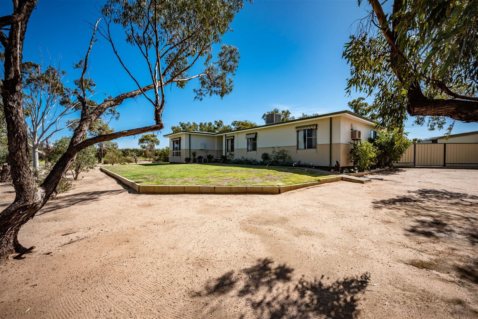 19 Fogarty Street, Mingenew WA 6522, Image 2