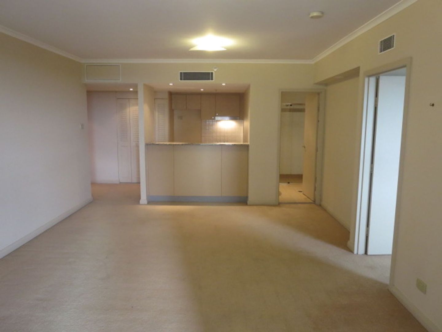 902/2A Help Street, Chatswood NSW 2067, Image 2