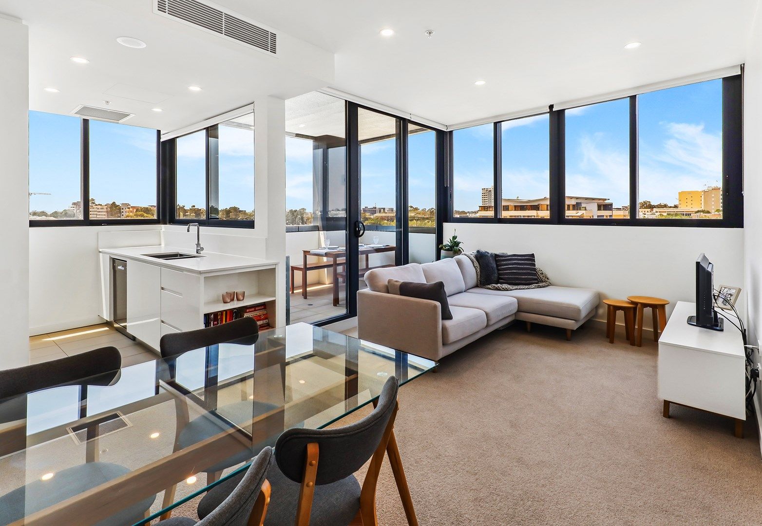 1 bedrooms Apartment / Unit / Flat in 1006/1 Boys Avenue BLACKTOWN NSW, 2148