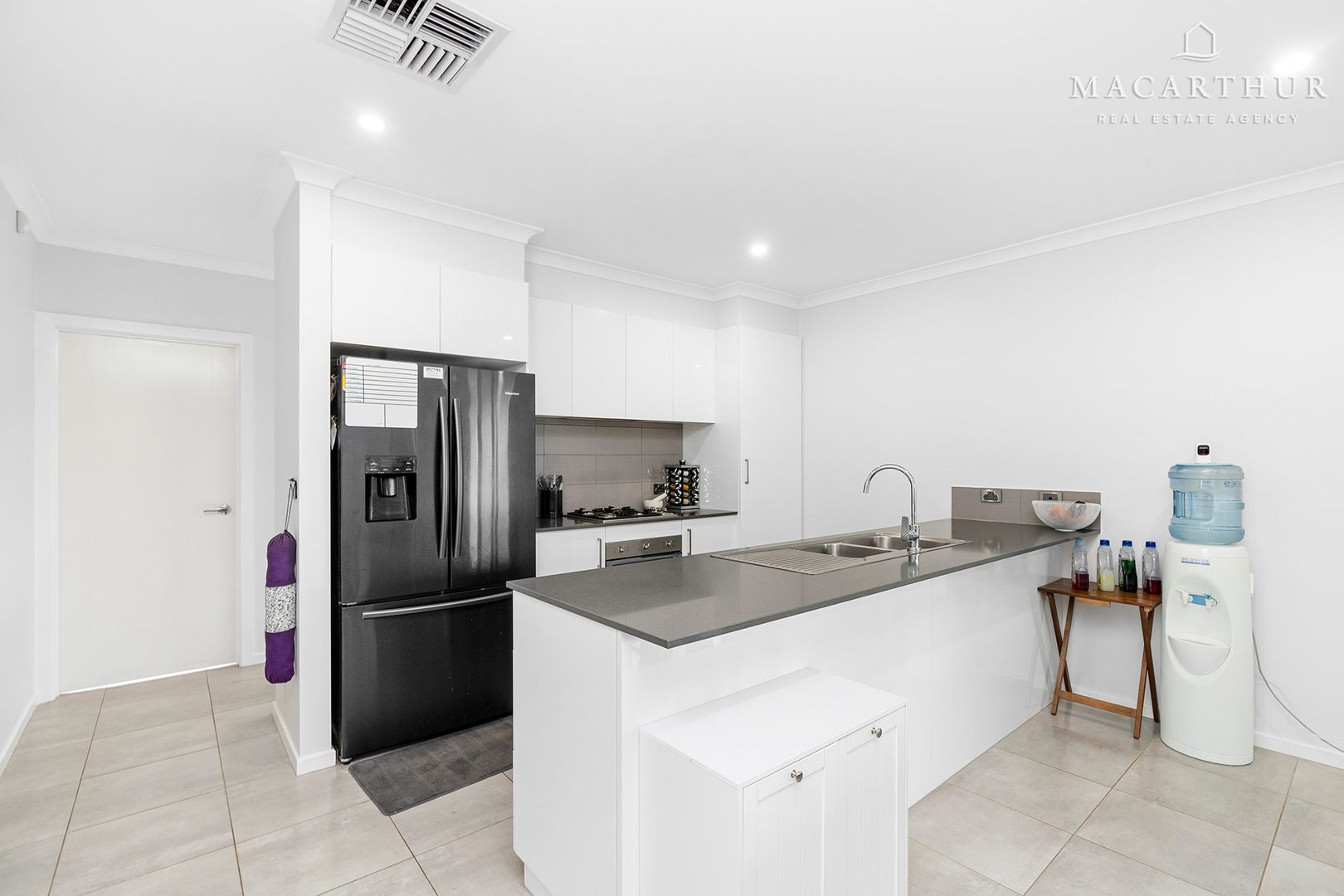 8 Wollemi Street, Forest Hill NSW 2651, Image 1