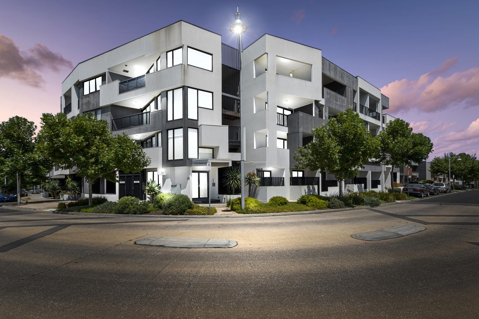 8/76 The Esplanade, Caroline Springs VIC 3023, Image 0