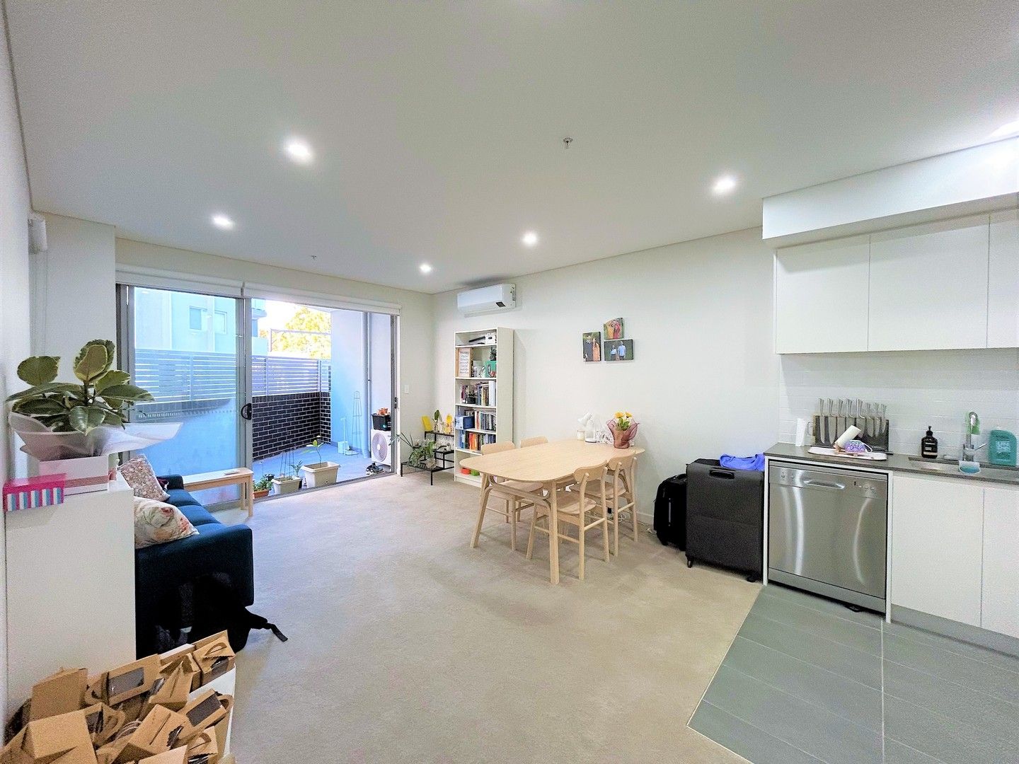 1 bedrooms Apartment / Unit / Flat in G13/22 Dressler Court MERRYLANDS NSW, 2160