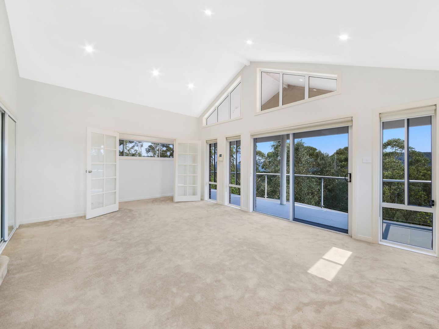 39 The Outlook, Hornsby Heights NSW 2077, Image 2