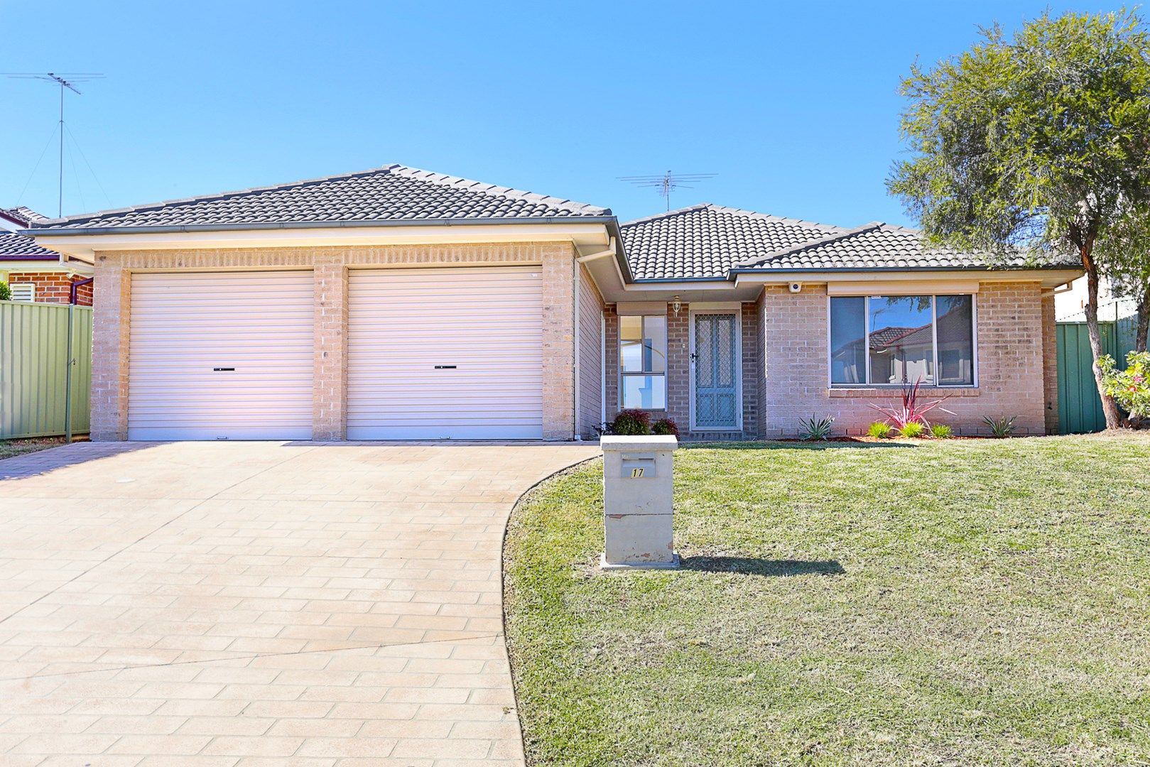 17 Dara Crescent, Glenmore Park NSW 2745, Image 0