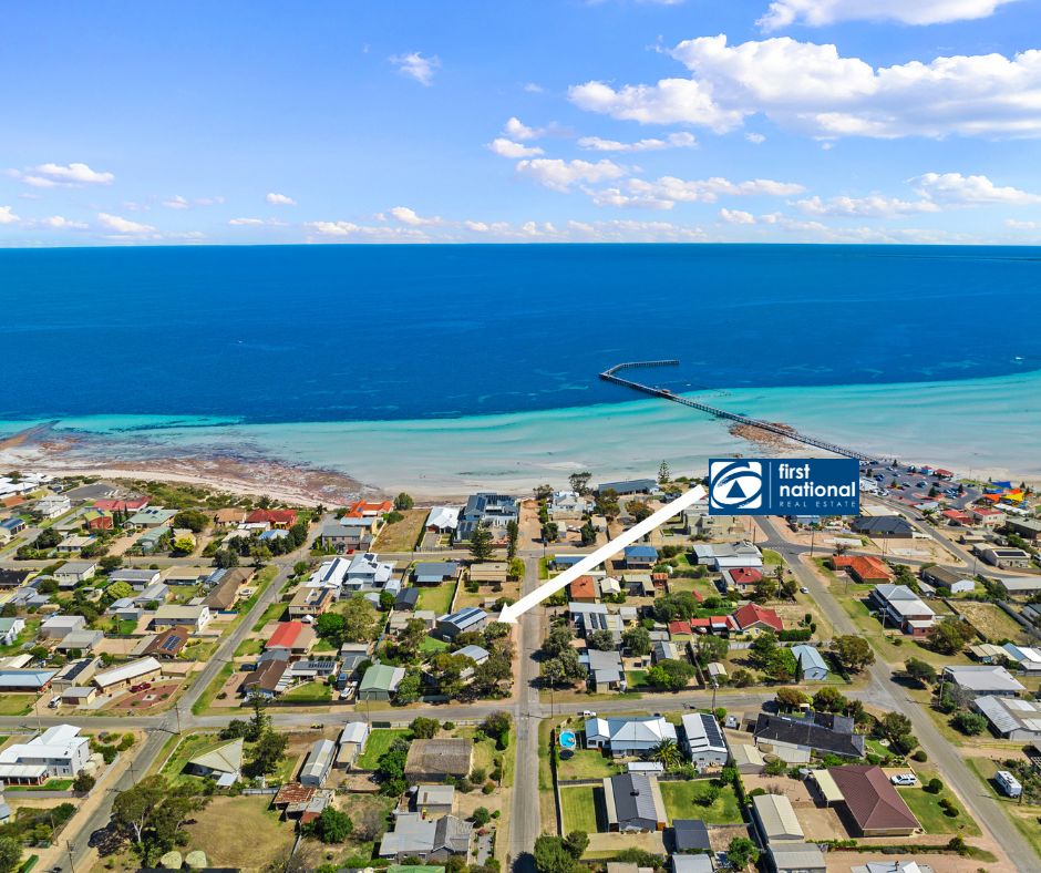 10 Lucy St, Moonta Bay SA 5558, Image 0