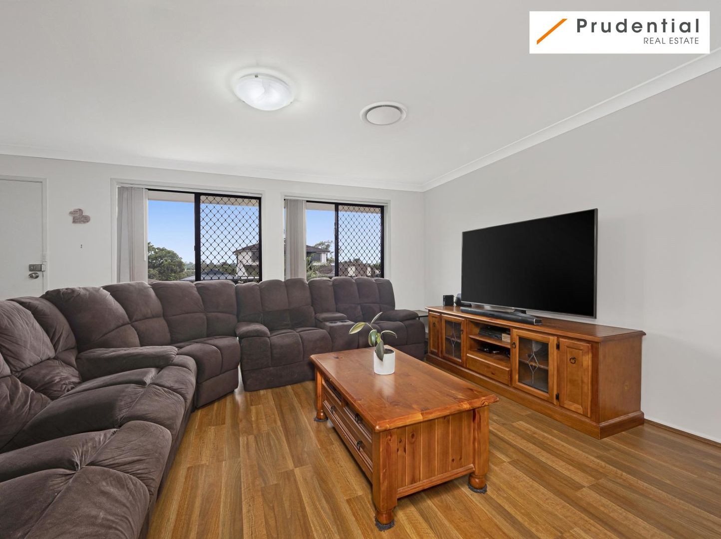 21 Minchinbury Terrace, Eschol Park NSW 2558, Image 1