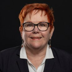 Margaret Mirfin | Century 21 Combined Springwood | Real ...