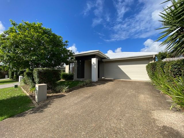 4 bedrooms House in #8 Kalgoorlie Street PIMPAMA QLD, 4209