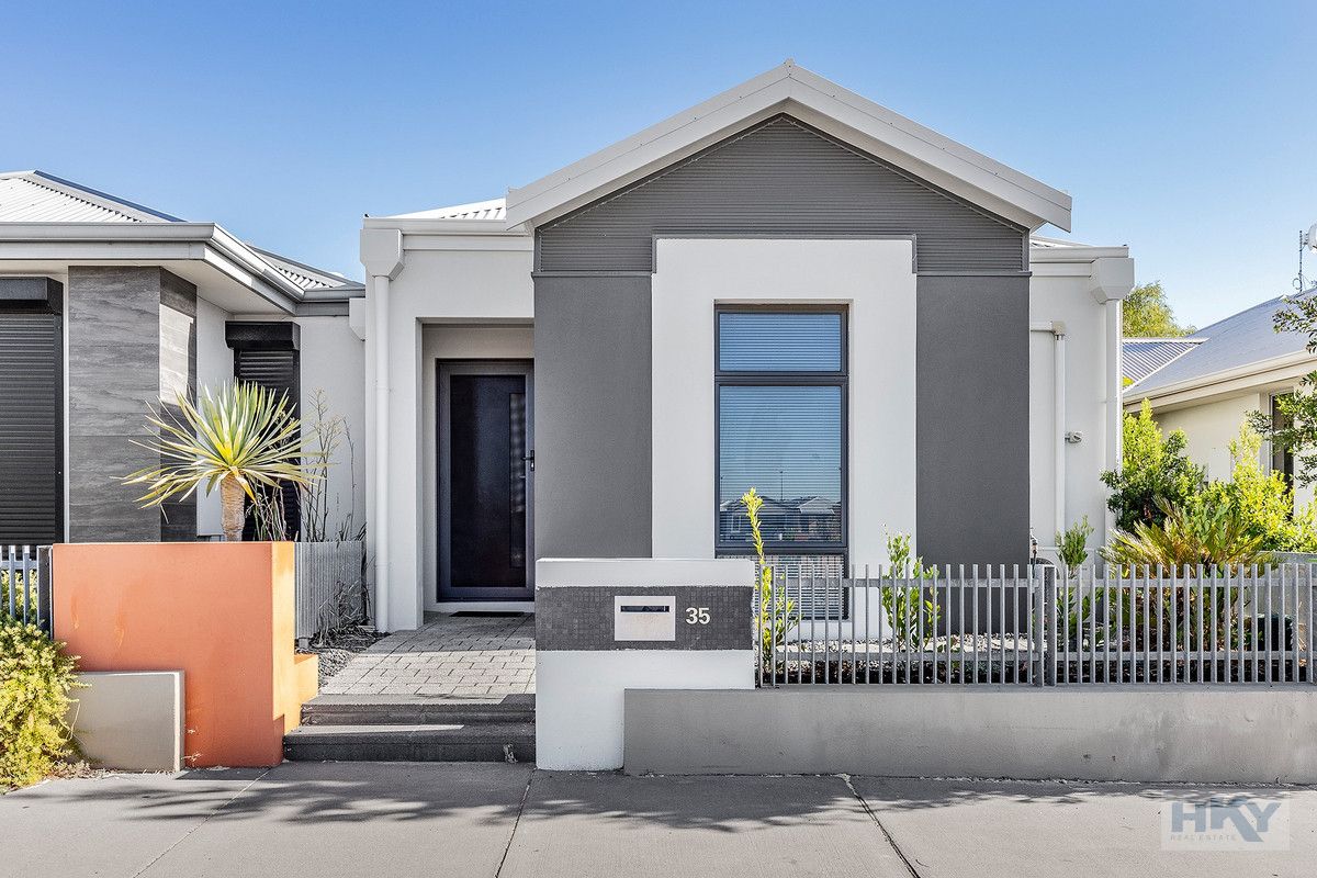 2 bedrooms House in 35 Kersley Avenue ELLENBROOK WA, 6069