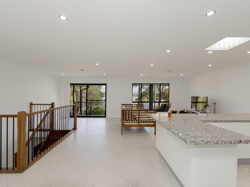 120 Bay Road, Bolton Point NSW 2283, Image 1