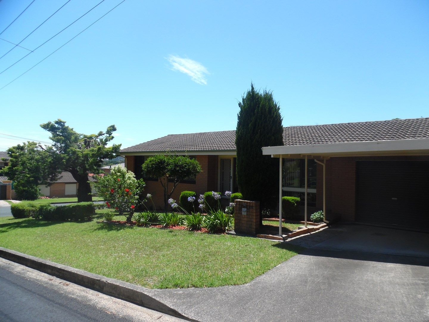 27 Edmund Avenue, Figtree NSW 2525, Image 1
