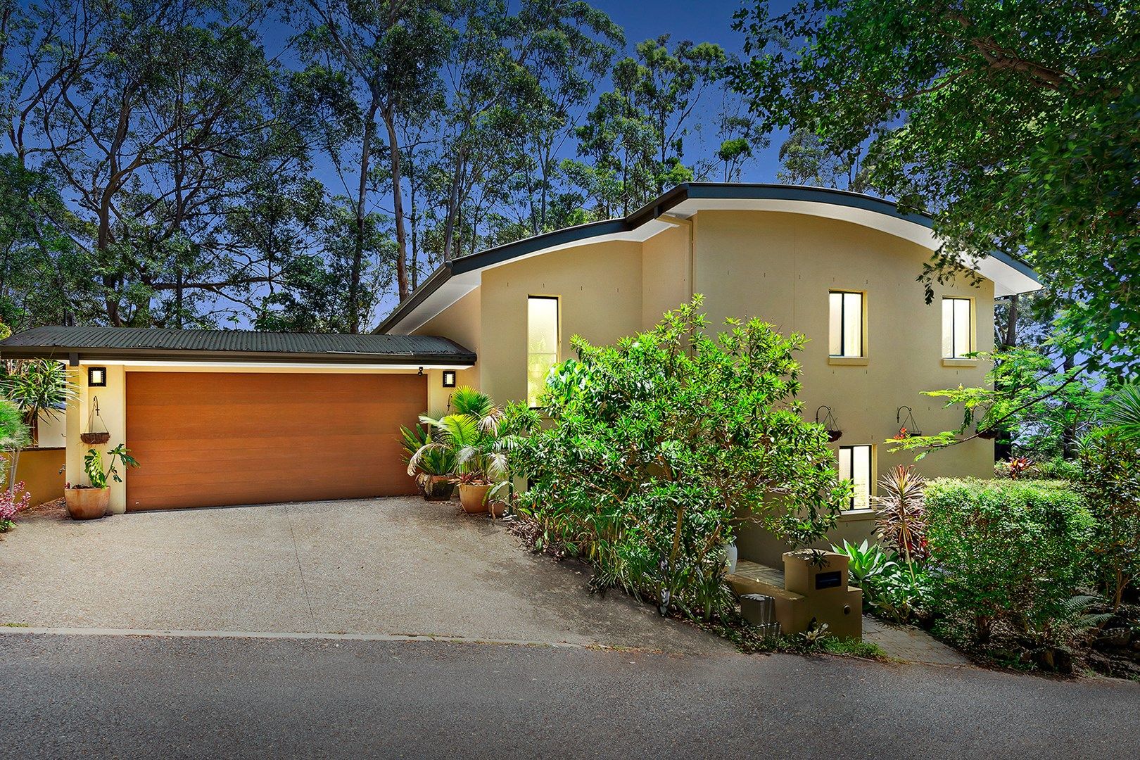 2 Sanctuary Crescent, Currumbin QLD 4223, Image 0