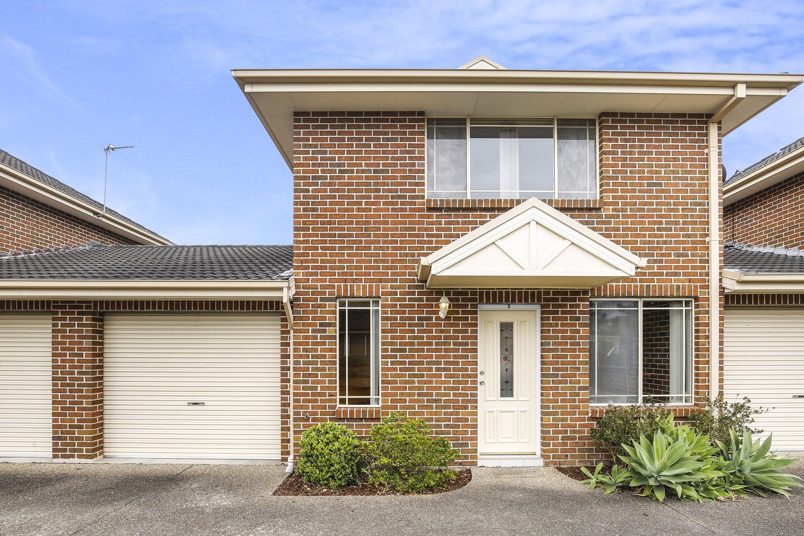 2/10 Platypus Close, Figtree NSW 2525, Image 0