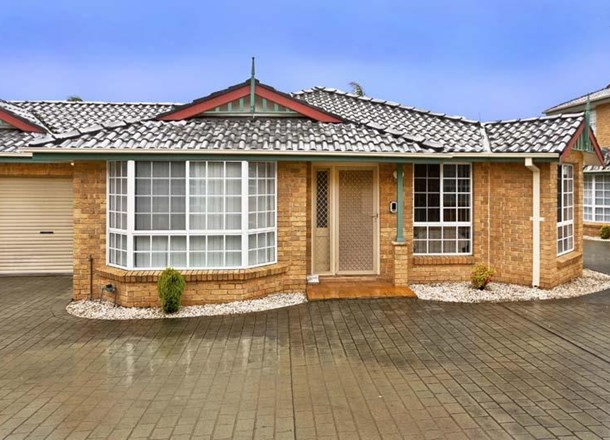 2/45-49 Bossley Road, Bossley Park NSW 2176