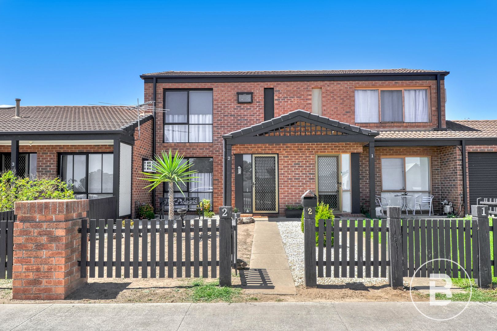 2/94 Burns Street, Maryborough VIC 3465, Image 1