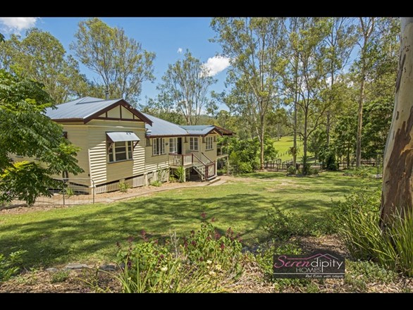 15 Needham Road, Luscombe QLD 4207