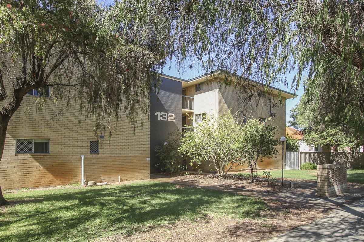 1 bedrooms Apartment / Unit / Flat in 1/132 Sixth Avenue INGLEWOOD WA, 6052