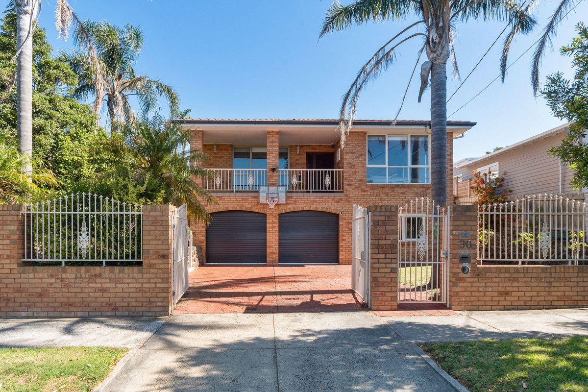 4 bedrooms House in 30 Blair Avenue FRANKSTON SOUTH VIC, 3199