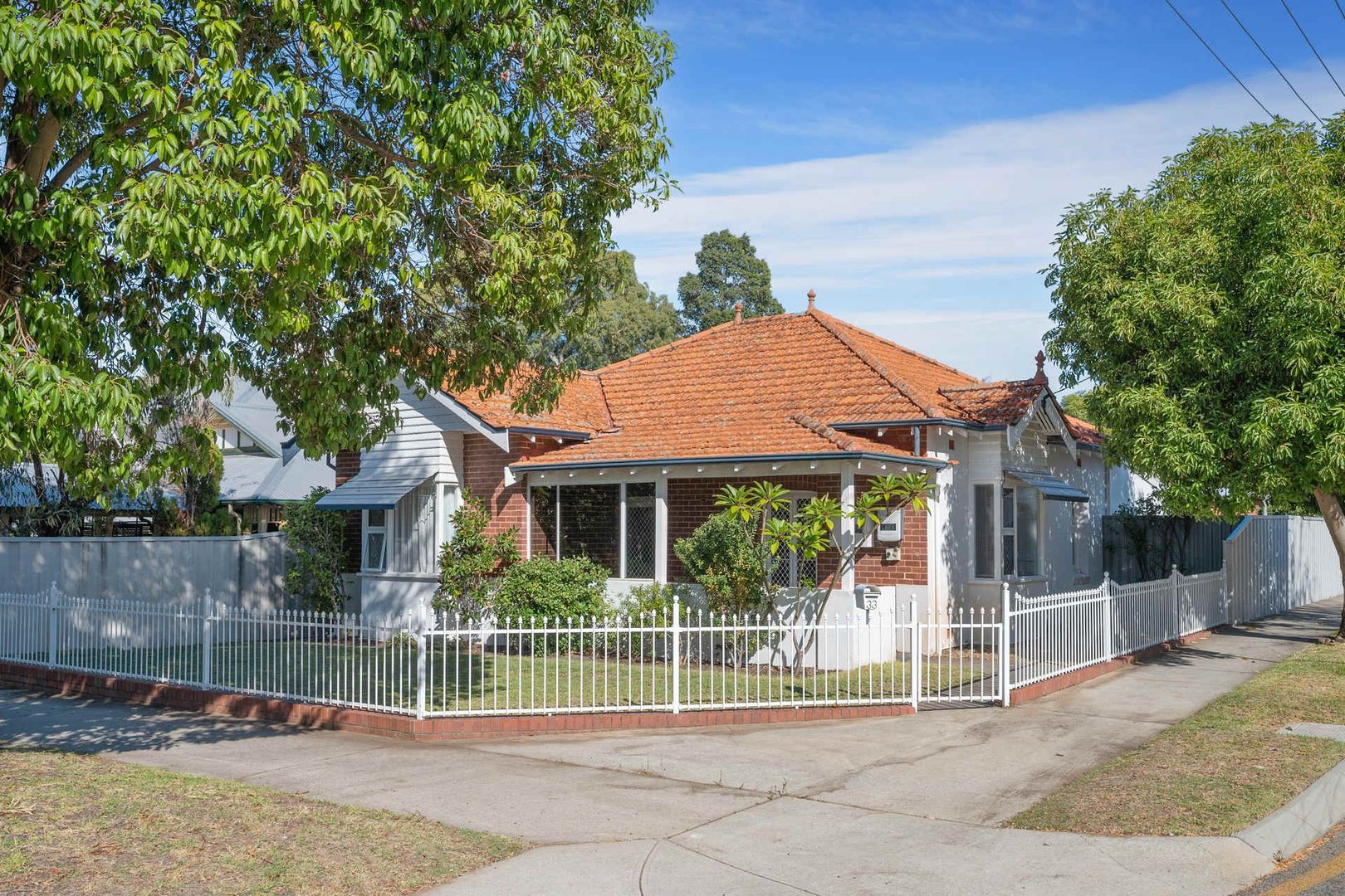 33 Clifton Street, Nedlands WA 6009, Image 1