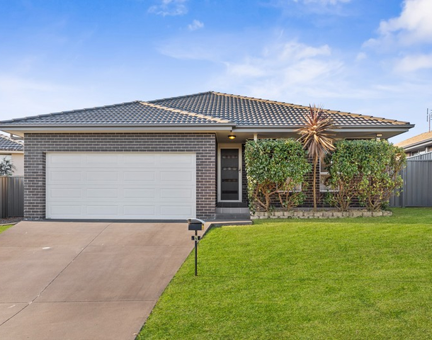 4 Millbrook Road, Cliftleigh NSW 2321