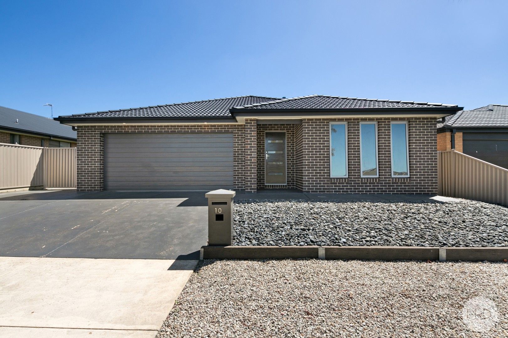 4 bedrooms House in 10 Gallant Way WINTER VALLEY VIC, 3358