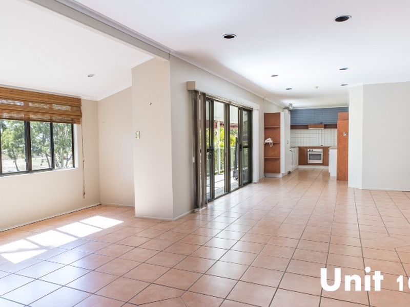 10 Units 7 8 & 10/4 Symons Avenue, Bucasia QLD 4750, Image 2