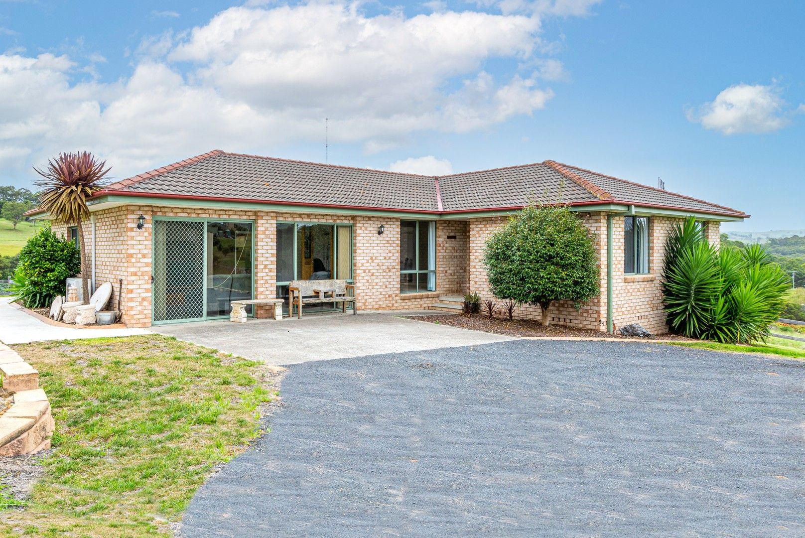 3 bedrooms Acreage / Semi-Rural in 77 Max Slater Drive BEGA NSW, 2550