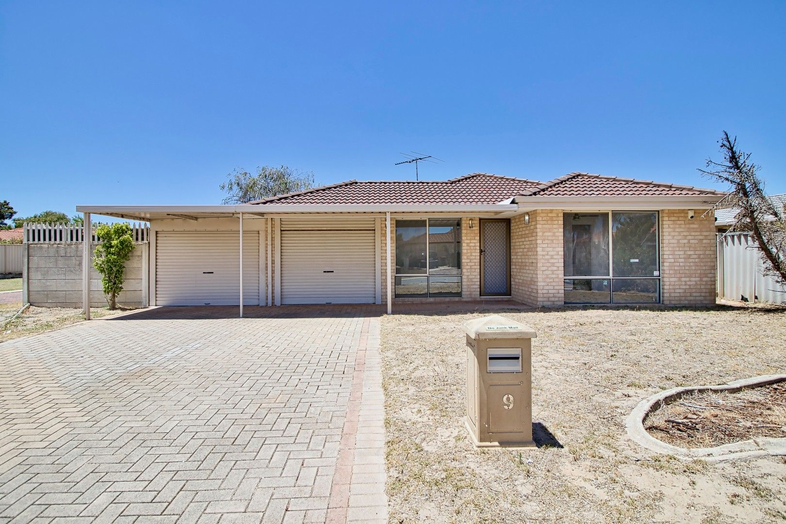 9 Silver Grove, Warnbro WA 6169, Image 0