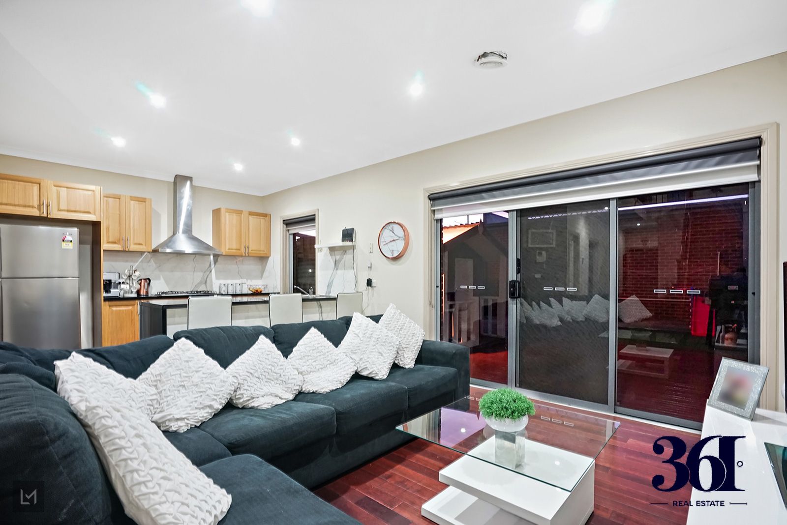 46 CUNNINGHAM CHASE, Burnside Heights VIC 3023, Image 2