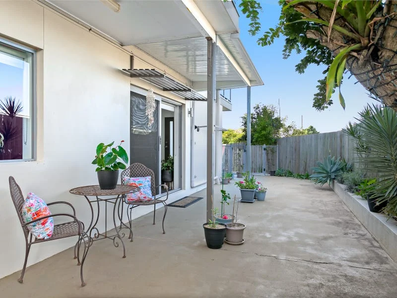 Additional image 15 of 8/133 Prince Edward Parade, Scarborough QLD 4020