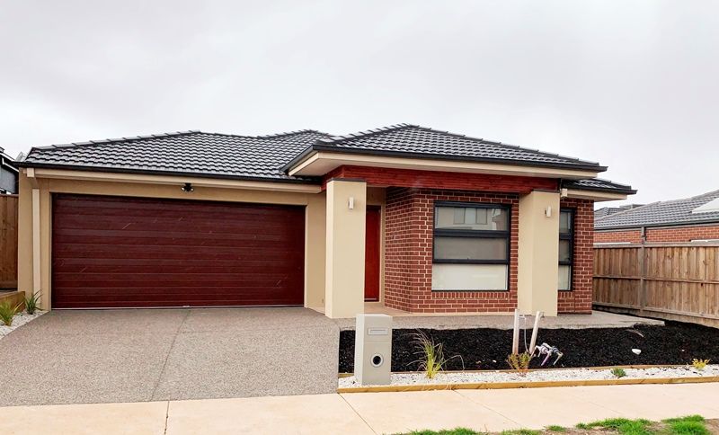 4 bedrooms House in 4 Massimo Street WYNDHAM VALE VIC, 3024