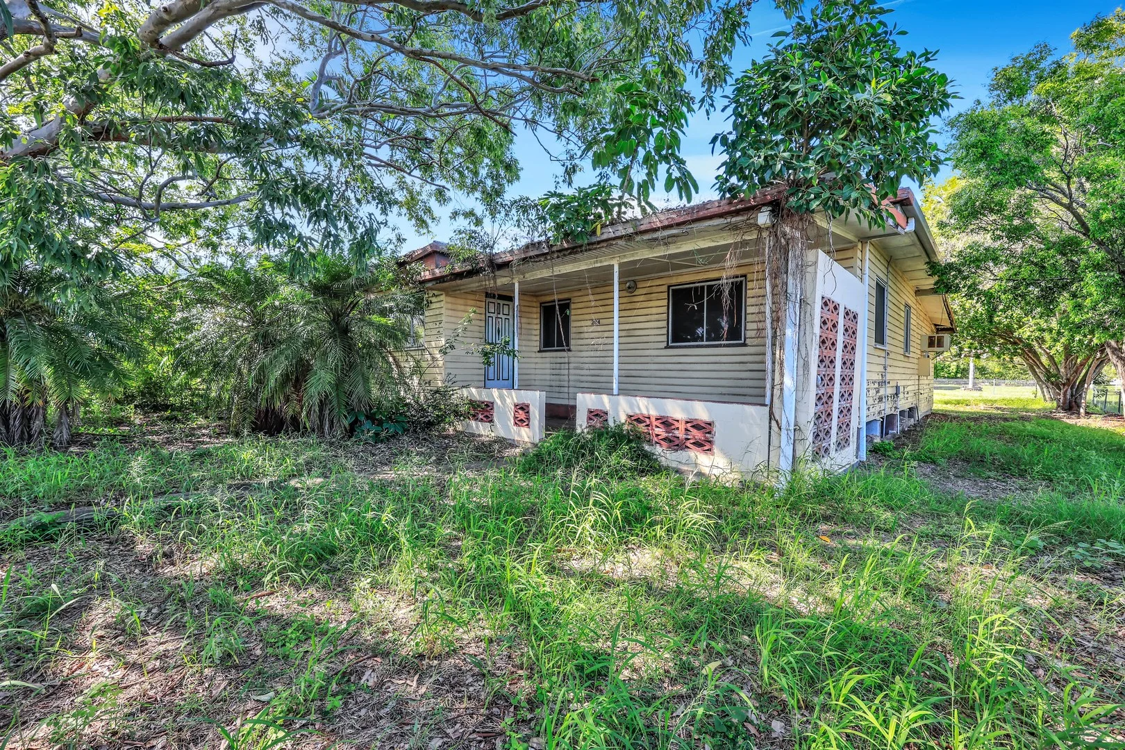 204 Walker Street, Svensson Heights QLD 4670