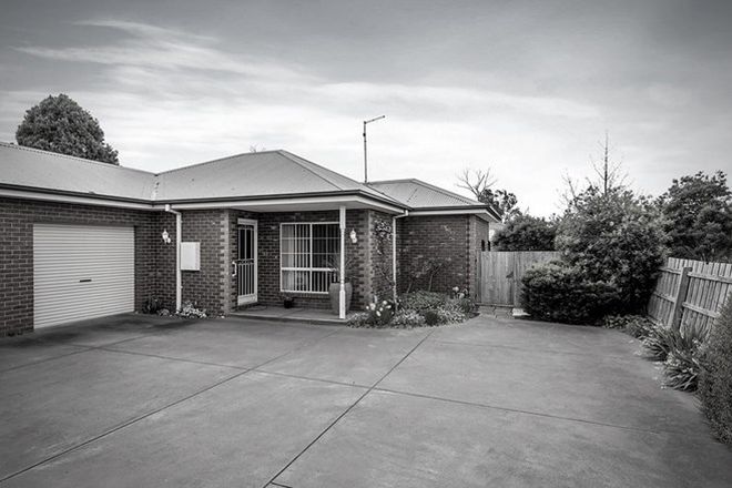 Picture of Unit 2/22 Howey St, GISBORNE VIC 3437