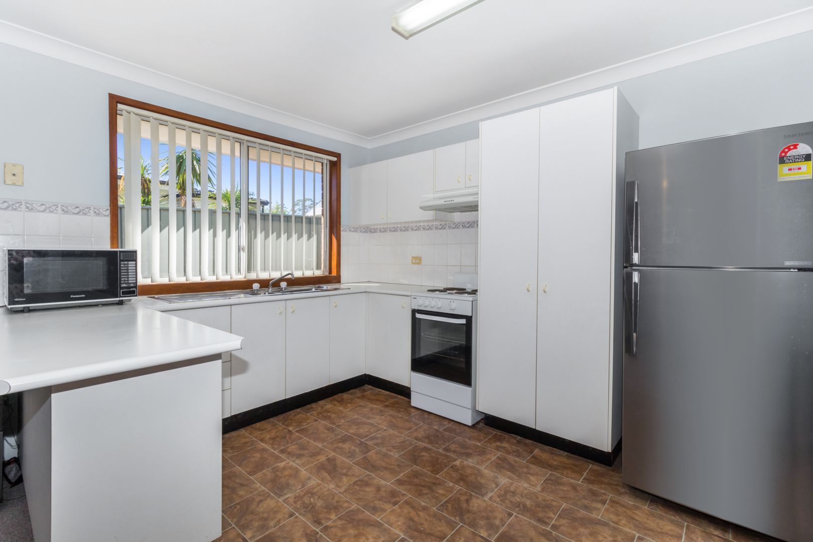Unit 6, 63 Kingsclare Street, Leumeah NSW 2560, Image 0