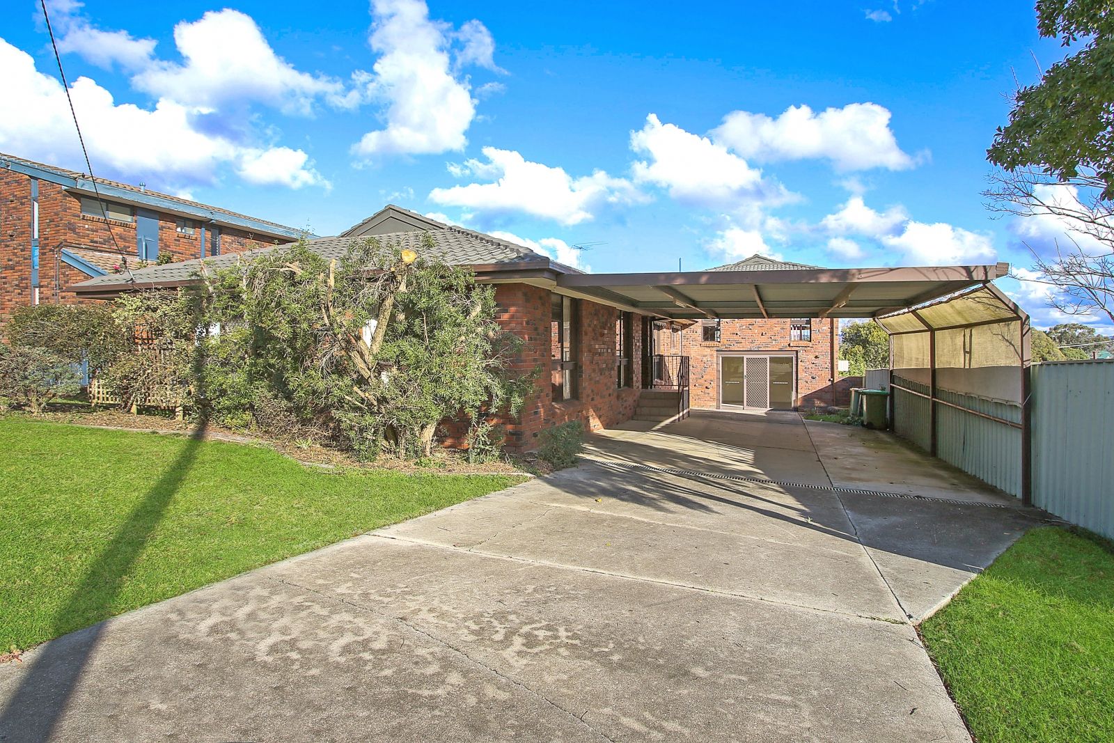 4 bedrooms House in 317 Tracy Street LAVINGTON NSW, 2641