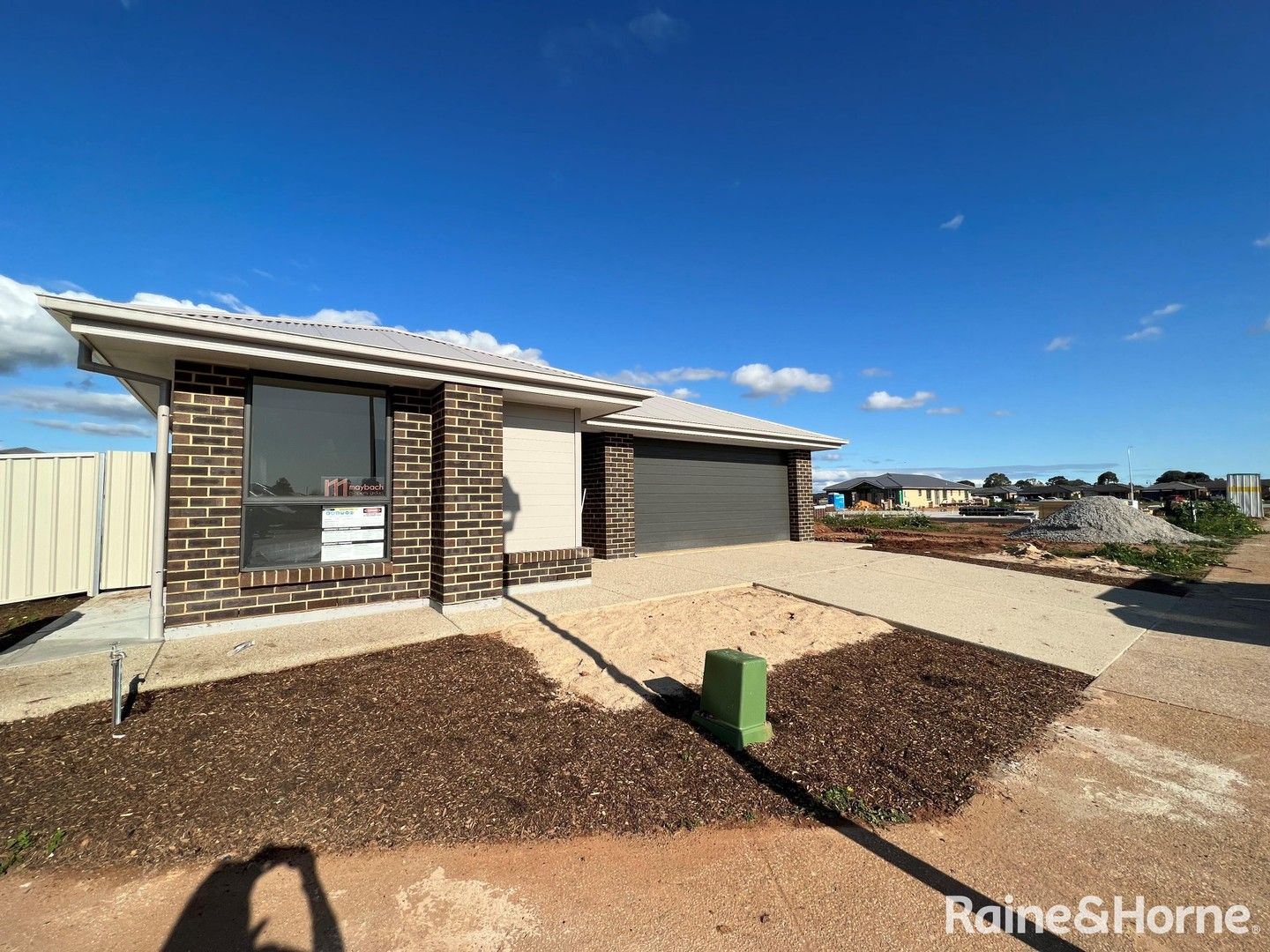 4 bedrooms House in 6 Oleum Avenue MUNNO PARA WEST SA, 5115