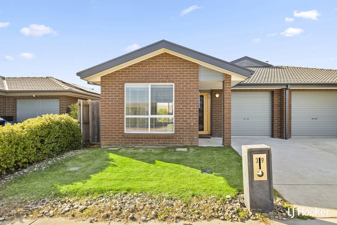 Picture of 39 Bunima Crescent, NGUNNAWAL ACT 2913