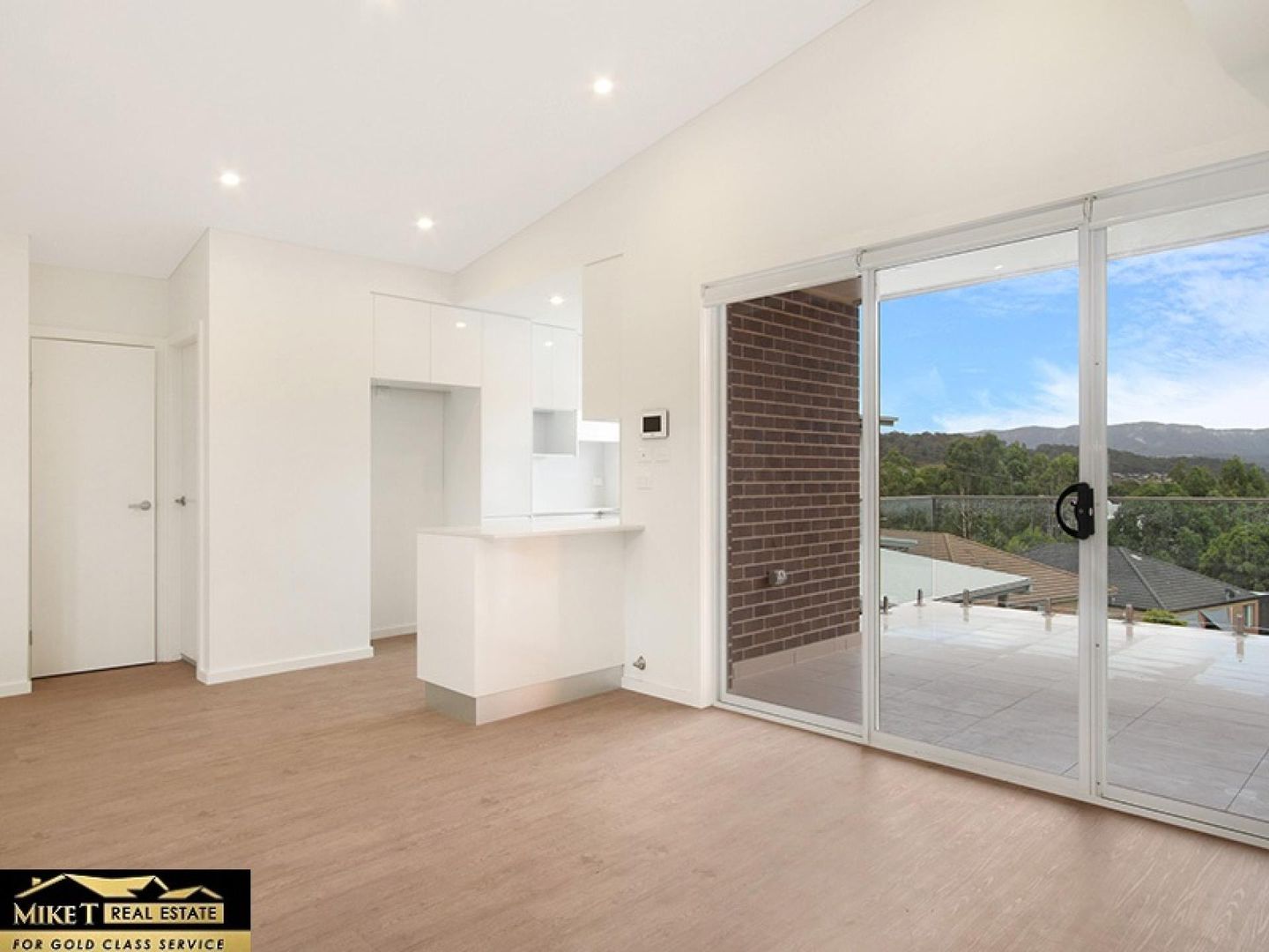 24 Chaplin Place, Albion Park NSW 2527, Image 1