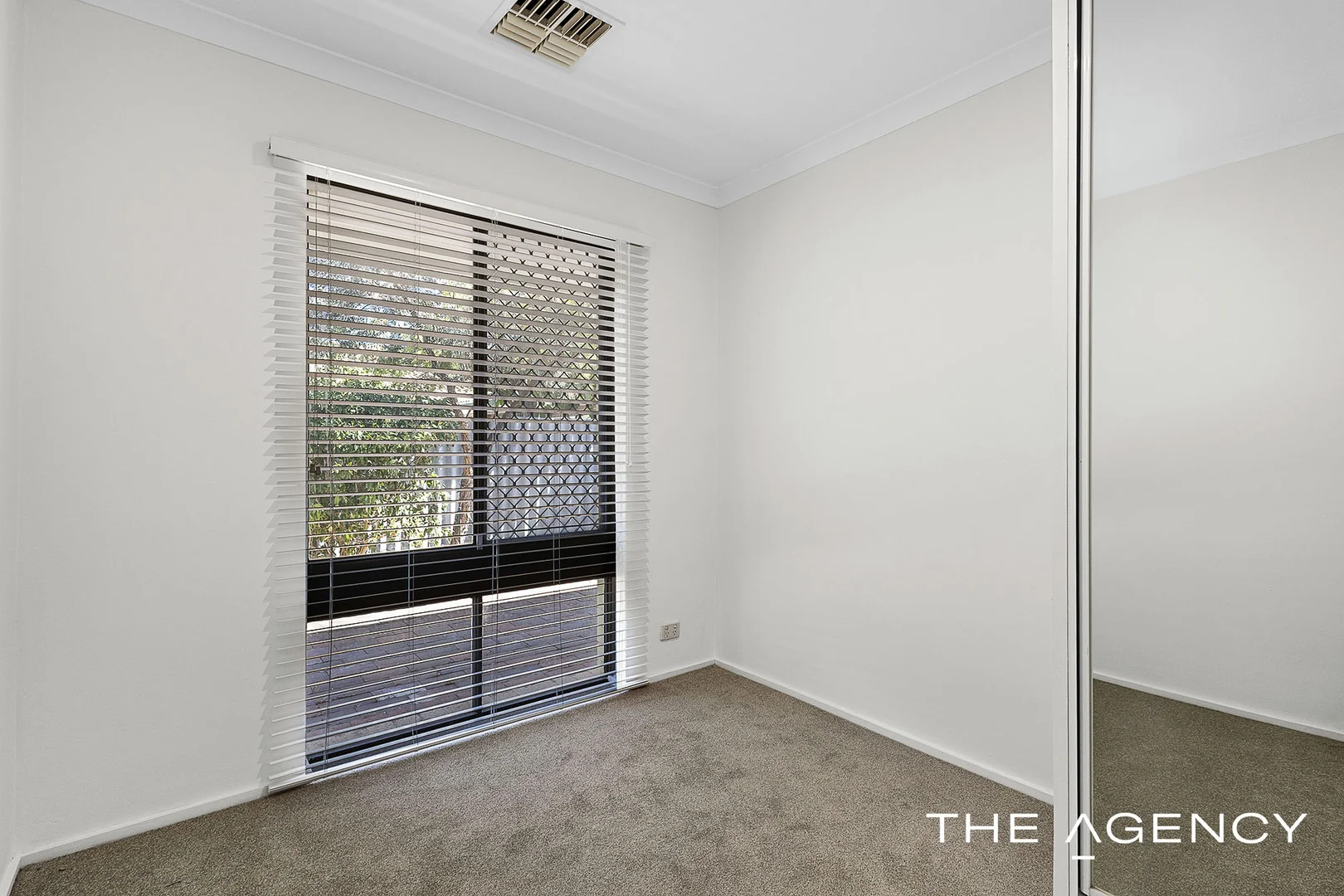 Additional image 16 of 24 Fenellia Crescent, Craigie WA 6025