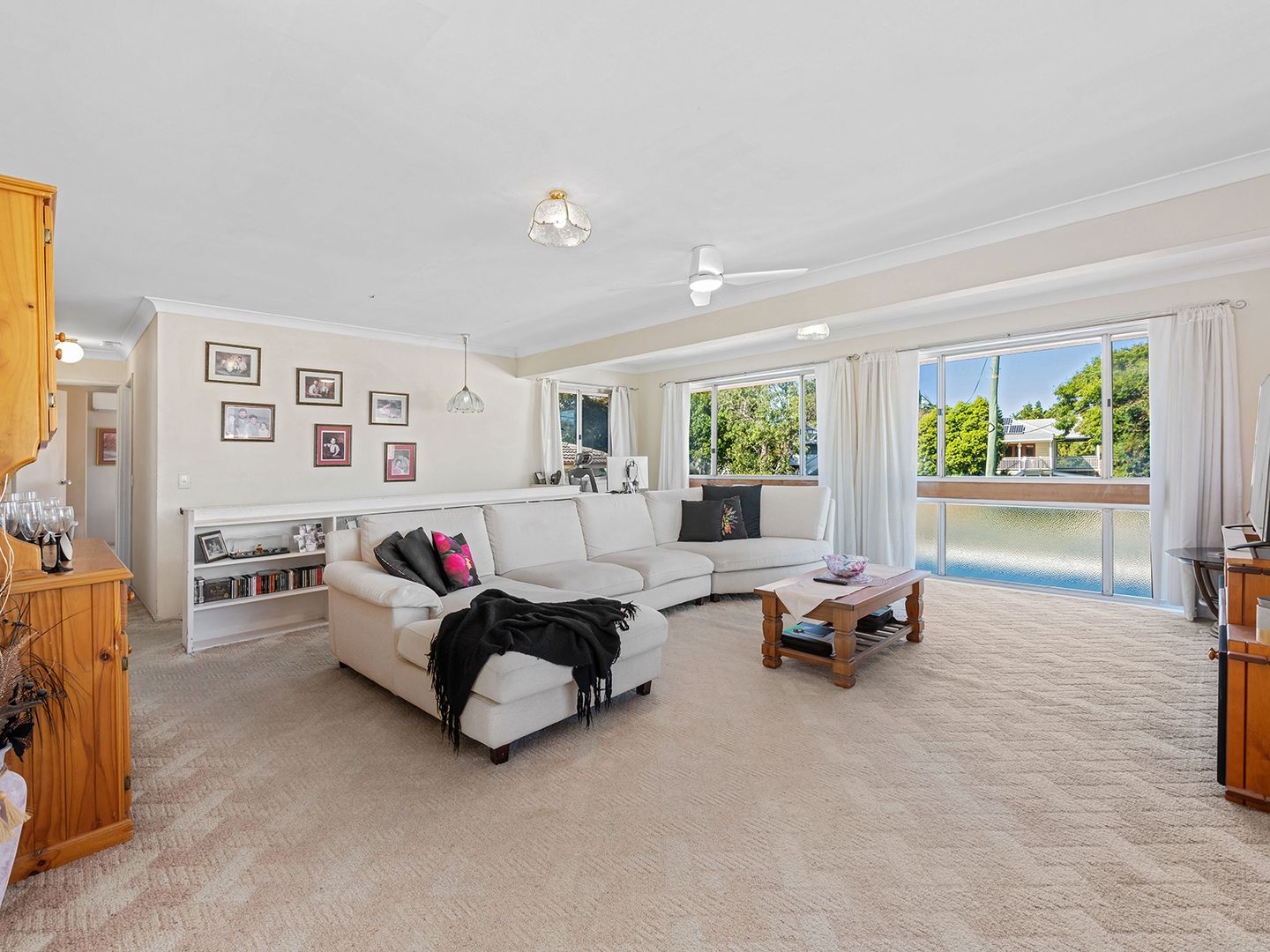 83 Crump Street, Holland Park West QLD 4121, Image 1